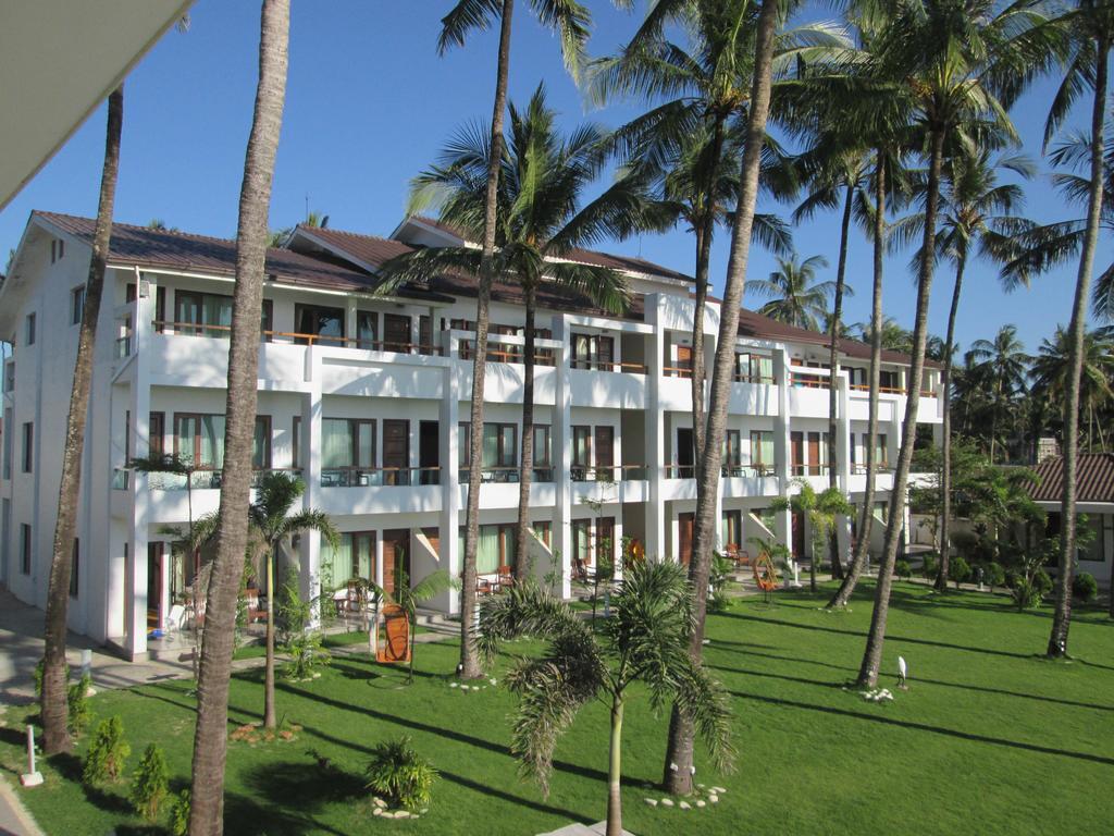 Hotel Lux Ngwesaung Exterior foto