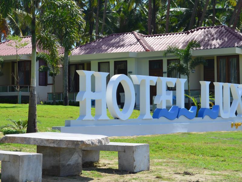 Hotel Lux Ngwesaung Exterior foto